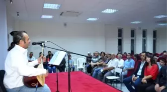 Aşık Mahzuni Şerif İzmir'de Türkülerle Anıldı