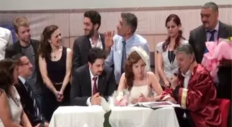 Boğulan Nikah Memurundan Geriye Kıydığı Nikahlardaki Görüntüler Kaldı