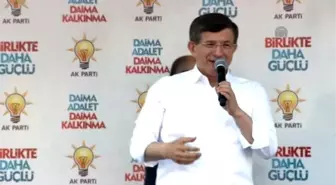 Davutoğlu: 'Ak Parti Koltuk Davası Değil, Millet Davasıdır'