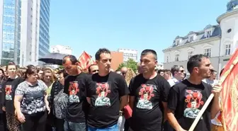 Kosovalılardan, Makedonya'da Arnavutların Öldürülmesine Protesto