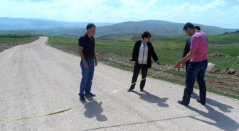 Kurukavak Köyüne Yol Asfaltlama Yapımı Başladı