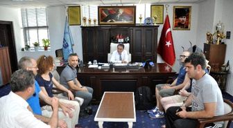 Edremit Belediyesi'ne Yabancı Konuklardan Ziyaret