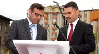 Erzurum'da Ortaokul Öğrencilerine Bisiklet Dağıtıldı