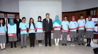 Fatih Projesi Kapsamında 40 Öğrenciye Tablet Dağıtıldı