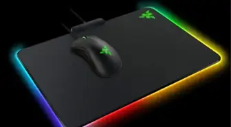 Razer Firefly Mouse Mat Geliyor !