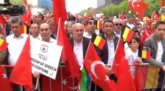 Belçikalı Türklerden 'Beni de Dinle' Protestosu