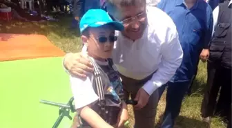 Üsküdar'da Engelli Vatandaşlar Piknikte Buluştu