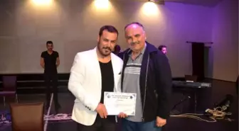 Bu Konser Başka Konser