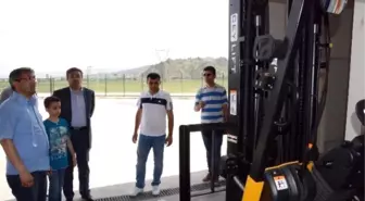 AK Parti İl Başkanı Yurdunuseven Afad Bölge Lojistik Deposunu İnceledi