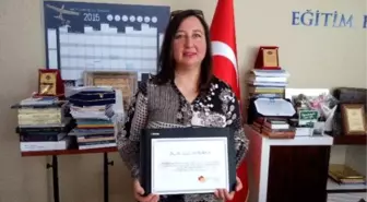 Esogü Öğretim Üyesi Doç. Dr. Cavide Demirci, 2014 Yılının Hocası Seçildi