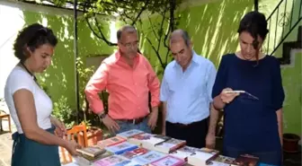 Sur Belediyesi Kütüphanesine Kitap Hediyesi