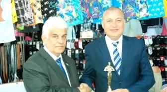 Yılın En Başarılı Esnaf Odası Başkanı, Ödülünü Aldı