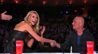 Hypnotist Gets Germaphobe Howie Mandel To Shake Hands On 'America's Got Talent'