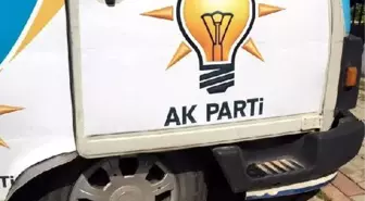 AK Parti Seçim Minibüslerinin Lastikleri Kesildi