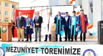 Şırnak Üniversitesi'nde Mezuniyet Coşkusu