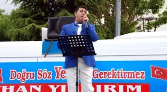 Bağımsız Milletvekili Adayı Tek Başına Miting Yaptı