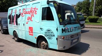 Milli İttifak'ın Seçim Aracına Saldırı