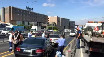 Metrobüs Yolunda Faciadan Dönüldü