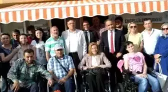 Bennur Karaburun'dan Mudanya Engelliler Derneği Ziyareti