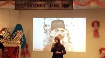 Beyşehir'de Lise Öğrencilerinden Şiir Dinletisi Etkinliği