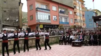 Halk Etiğim Merkezi Yılsonu Sergisi Göz Kamaştırdı