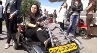 Öğrenciler Tasarladıkları Araçlarla Yarıştı