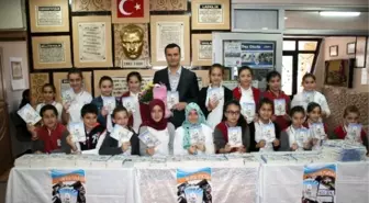 İsmetpaşalı Minik Yazarlar Kitaplarını İmzaladı