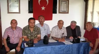 Niksar'da Köy ve Mahalle Muhtarları Derneği Genel Kurulu Yapıldı