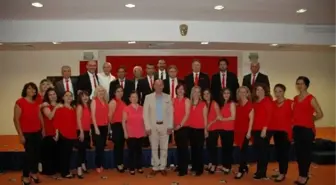 Antalya Smmm Odası Türk Halk Müziği Korosu'ndan Konser