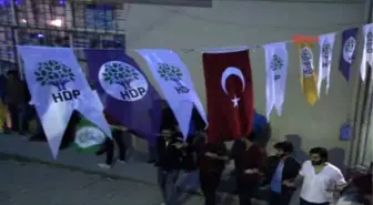 Burdur?da Hdp?lilerden Halaylı Kutlama