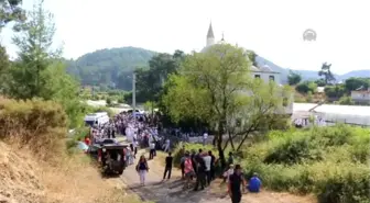 Sadun Boro, Toprağa Verildi