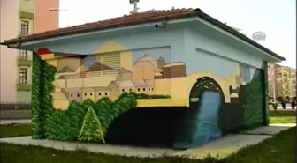 Trafo Binaları 'Tuval' Oldu