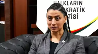 Feleknas Uca kimdir ? Uca'dan Kürtçe yemin çıkışı