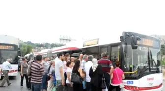 İzmir'de 11 Yıl Sonra Kağıt Bilet Dönemi Başladı