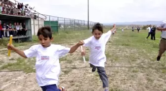 Kaymakam ve Belediye Başkanı 'Aşık' Attı