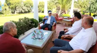 Başkan Kocadon, Şevket Sabancı'yı Ziyaret Etti