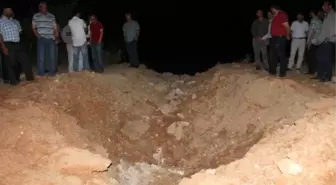 Elazığ'da 3 Kişinin Öldüğü Patlamada Dev Çukur Oluştu