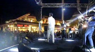 Feridun Düzağaç Bodrum'da Konser Verdi