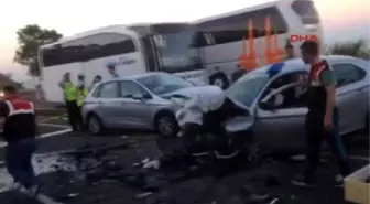 Tekirdağ'da Zincirleme Kaza: 3 Ölü, 9 Yaralı