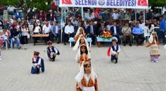 Selendi'de Kiraz Festivali Coşkusu