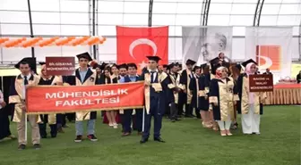 Bilecik Şeyh Edebali Üniversitesi'nde Mezuniyet Töreni