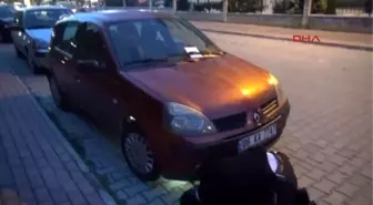 Bolu Otomobilin Motoruna Giren Kediyi Polis Çıkardı