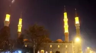 Edirne'de Üç Cami 24 Saat Açık