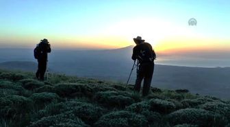 Nemrut Krater Gölü'nde Gün Doğumu