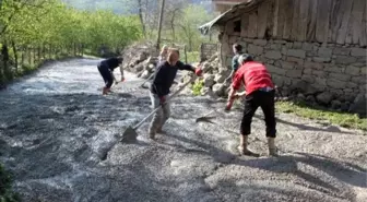 Kumru'da 1 Yılda 10 Km Beton Yol