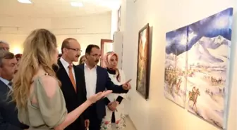 Uşak'ta Elçin Şahal'ın Resim Sergisi Beğeni Topladı