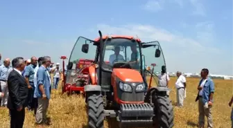 Anız Yakımını Engelleyecek Tarım Makinesi Tanıtıldı