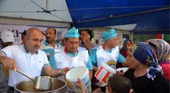 Başkan Kara, İlk İftarını Çadırda Açtı