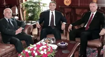 Erdoğan ve Gül'ün Bir Araya Geldiği Zirveden İlk Fotoğraf