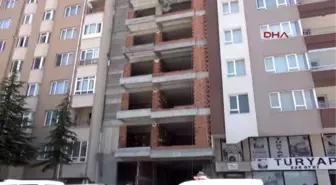 Eskişehir'de İnşaatın 6'ncı Katından Düşen İşçi Öldü